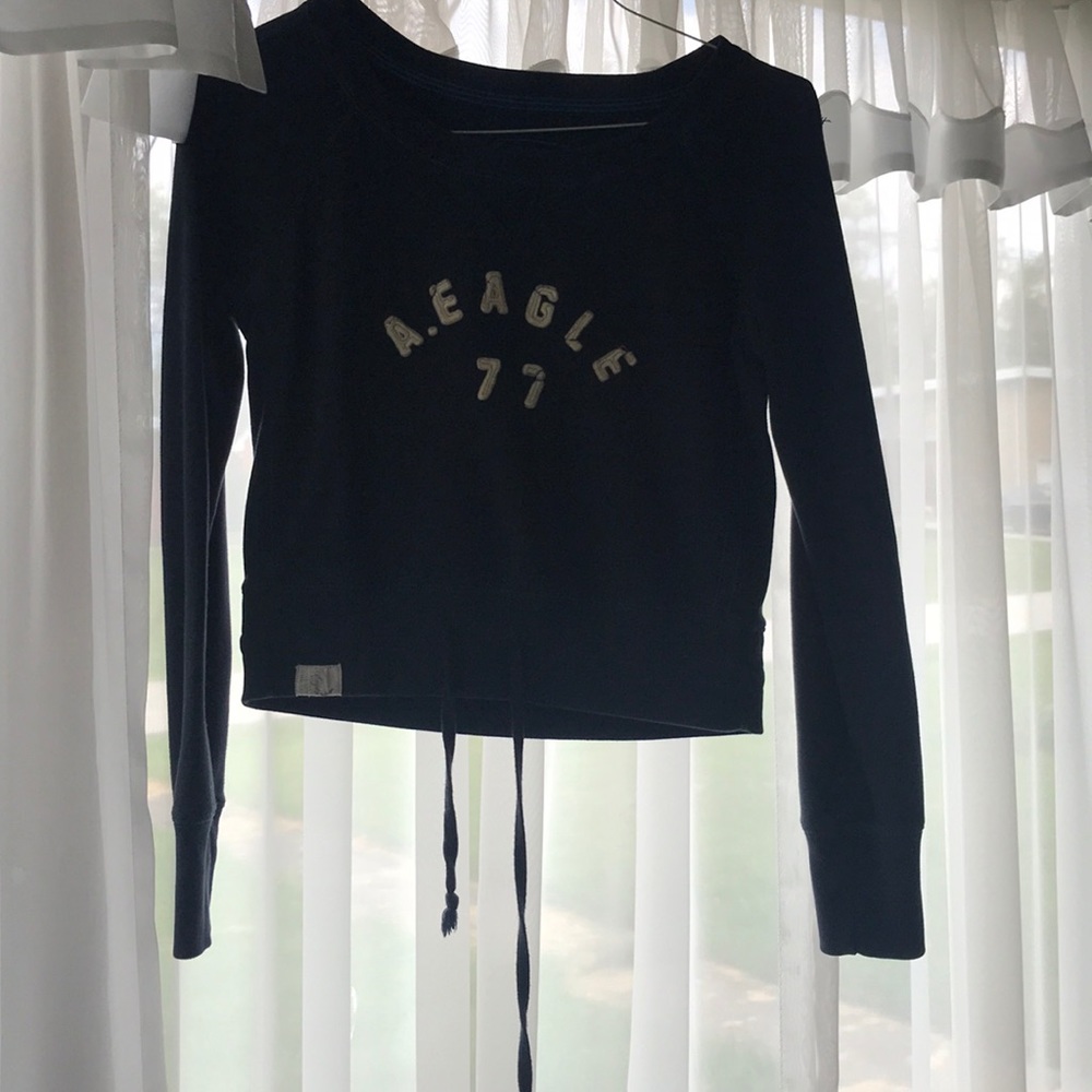 Navy American Eagle crew neck sweat shirt